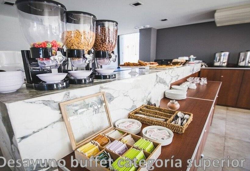 Fotos del hotel Aatrac:  13