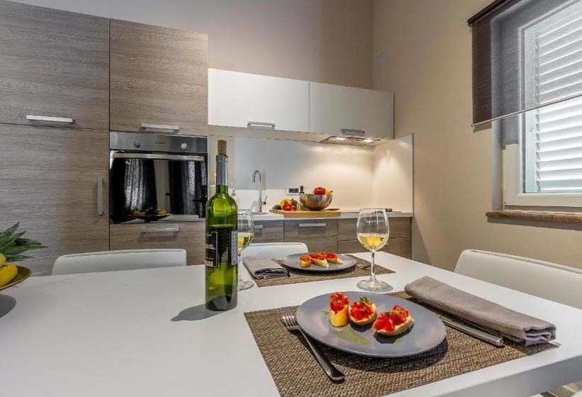 Fotos del hotel Apartments Stella:  4