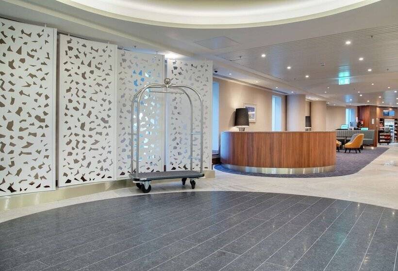 Hilton Garden Inn London Heathrow Terminal 2 And 3