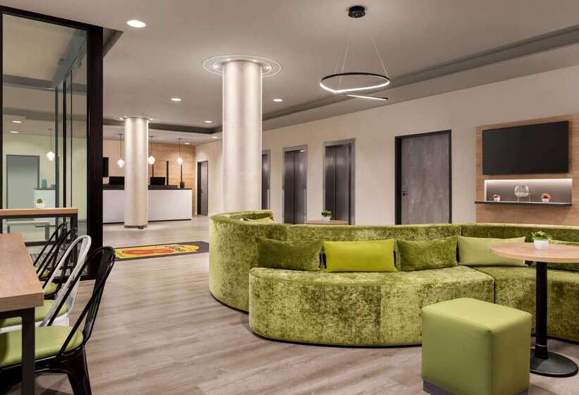 Fotos del hotel Super 8 By Wyndham Hamburg Mitte:  16