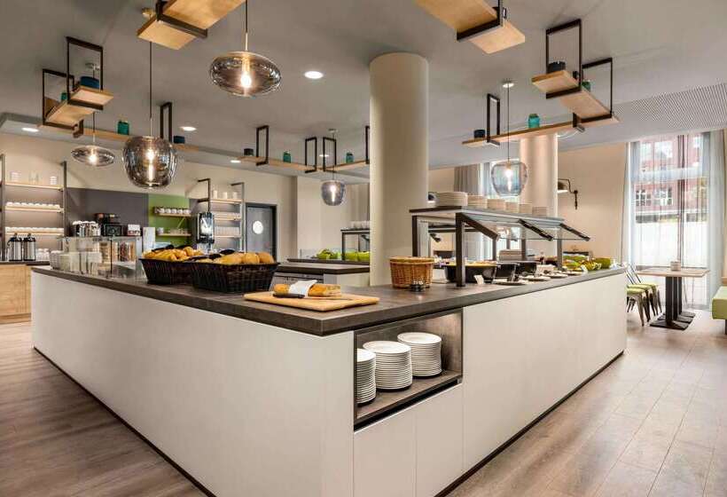 Fotos del hotel Super 8 By Wyndham Hamburg Mitte:  2