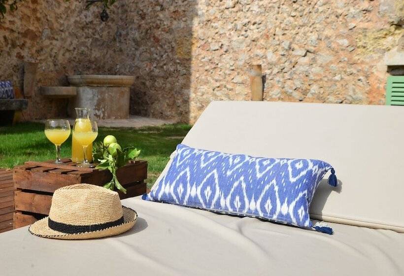 Fotos del hotel Ca Sa Tieta   De Interior:  4