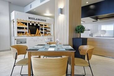 Hotel Aequora Lanzarote Suite ¡Ofertazo! - Puerto del Carmen