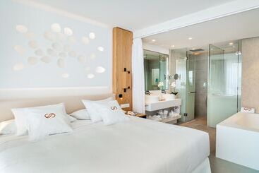 Royal Hideaway Corales Suites - Adeje