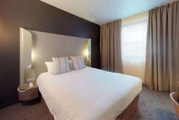 Campanile Fontainebleau - Fontainebleau