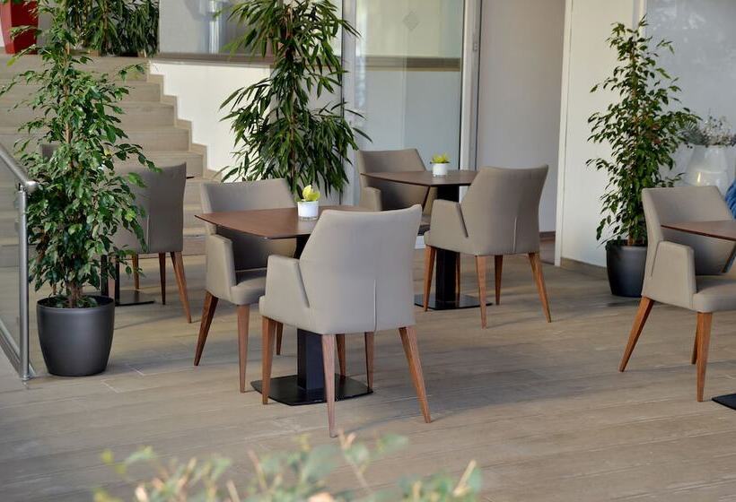 Fotos del hotel Athenaeum Smart:  24