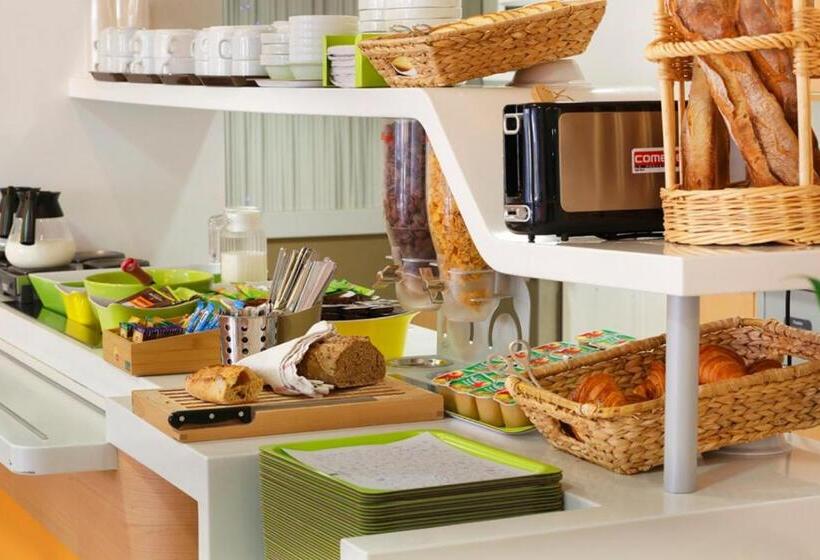 Fotos del hotel Ibis Budget Apt Luberon:  8