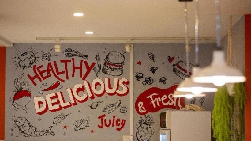 Fotos del hotel Rooms Republic Pattaya:  21