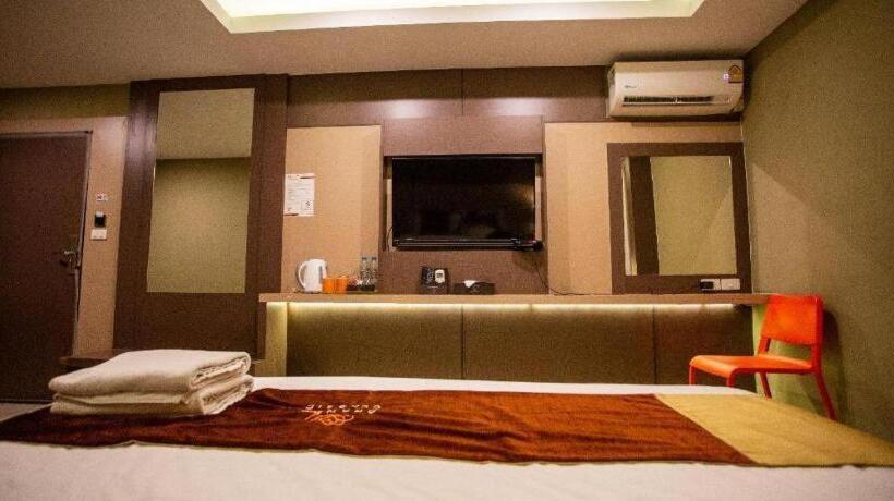 Fotos del hotel Rooms Republic Pattaya:  17