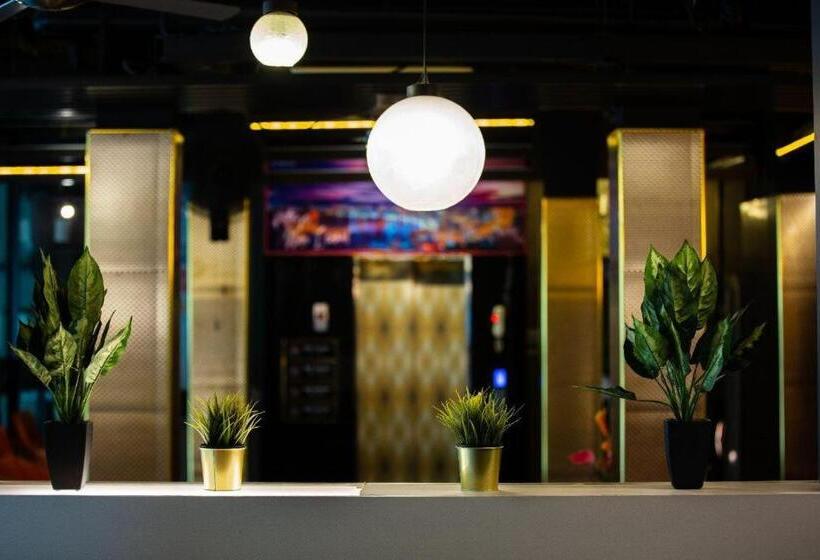 Fotos del hotel Rooms Republic Pattaya:  18