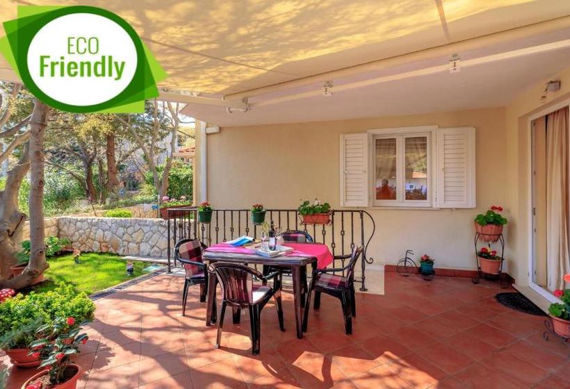 Leona & Borna’s Central Lapad Suites