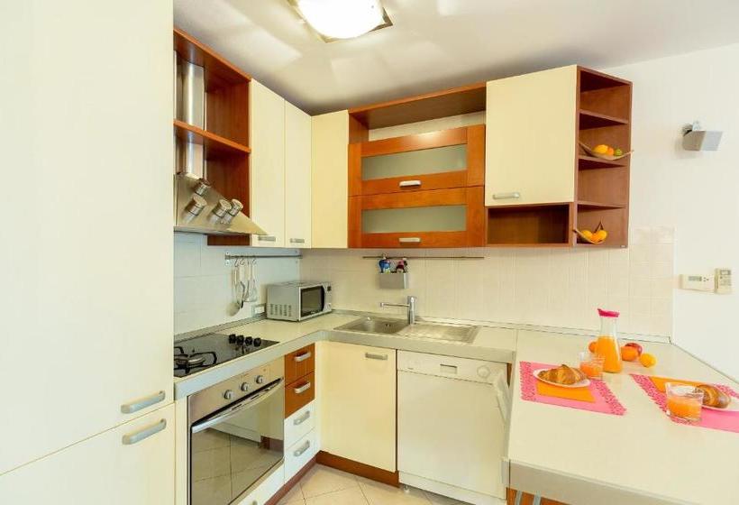 Fotos del hotel Leona & Borna's Central Lapad Suites:  10