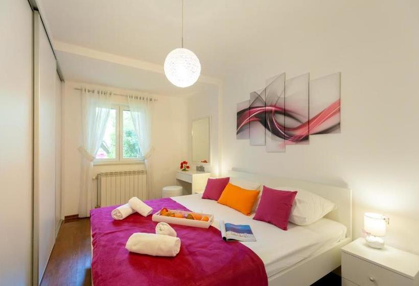 Fotos del hotel Leona & Borna's Central Lapad Suites:  6