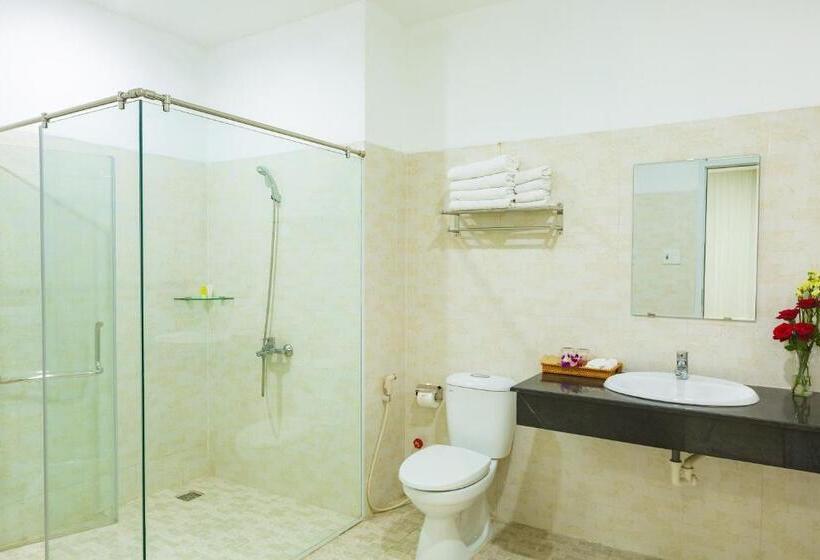 Fotos del hotel Navy  Danang:  9