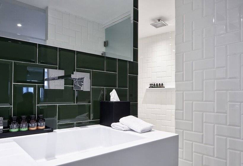 Fotos del hotel Athens4:  8