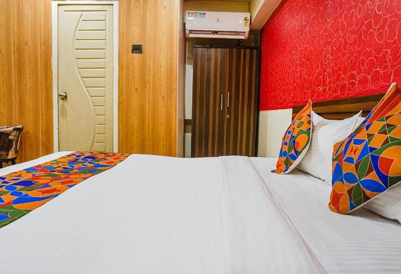 Fotos del hotel Gargi Executive By Oyo Rooms:  2