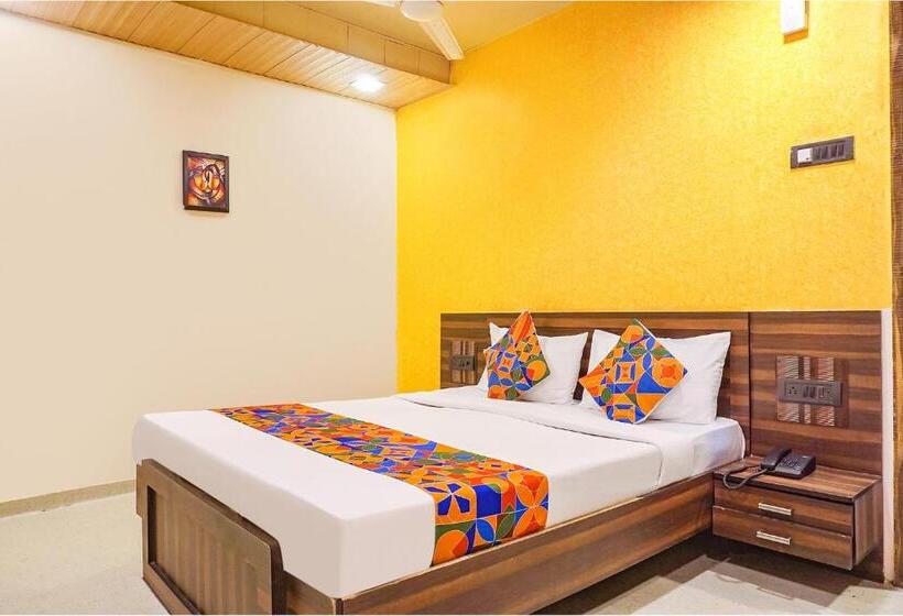 Fotos del hotel Gargi Executive By Oyo Rooms:  19