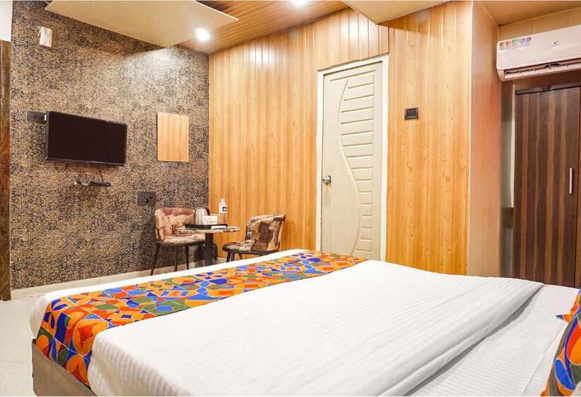 Fotos del hotel Gargi Executive By Oyo Rooms:  22