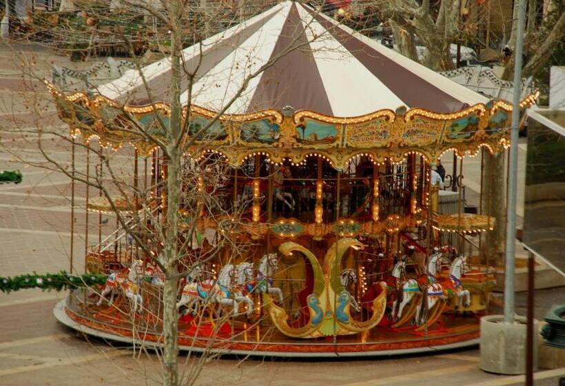 Fotos del hotel Hôtel Du Palais Des Papes:  7