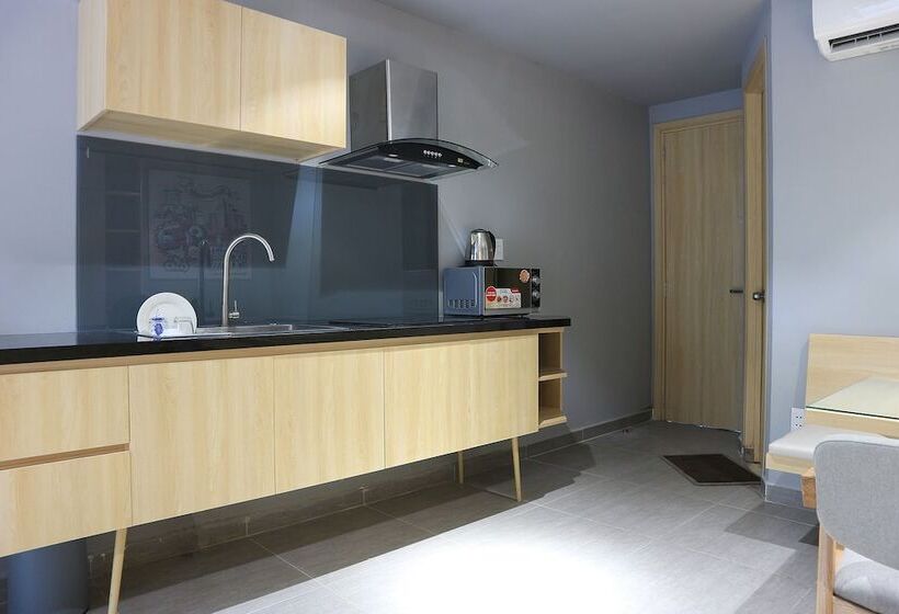 Fotos del hotel Reddoorz Plus @ Le Van Sy Street 2:  20