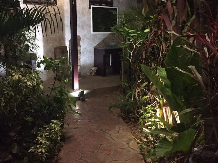 Fotos del hotel Buddy Guesthouse:  10