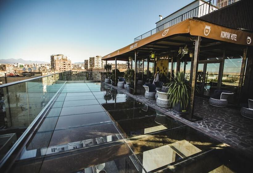 Fotos del hotel Konyak:  12