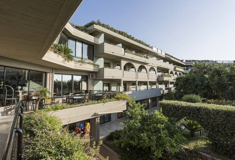 Fotos del hotel Grand Palladium Garden Beach Resort & Spa All Inclusive:  12