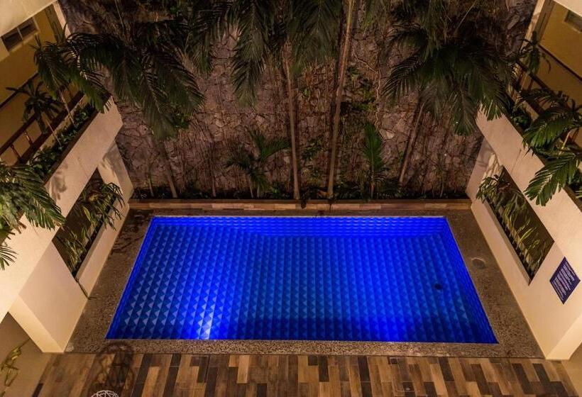 Grand  Kyrios Veracruz