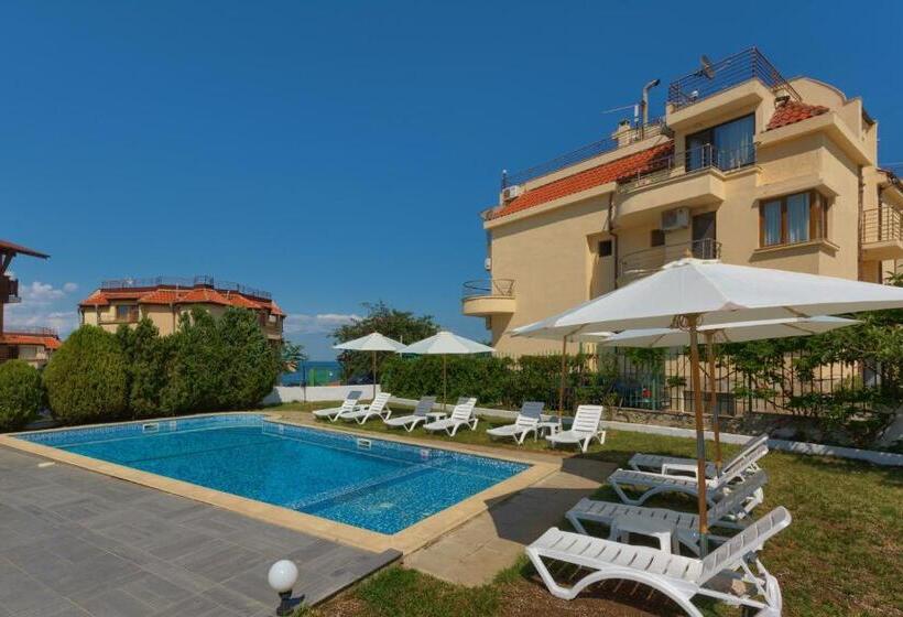 Fotos del hotel Odyssey Family:  23