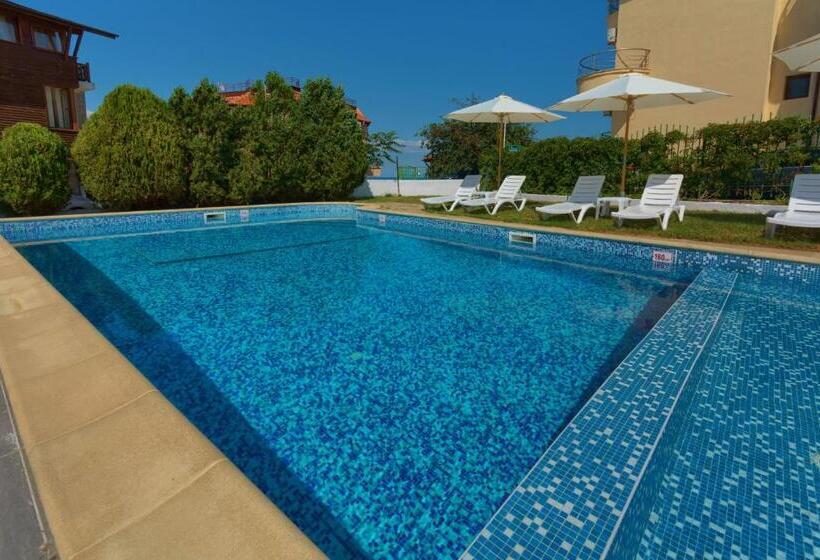 Fotos del hotel Odyssey Family:  9