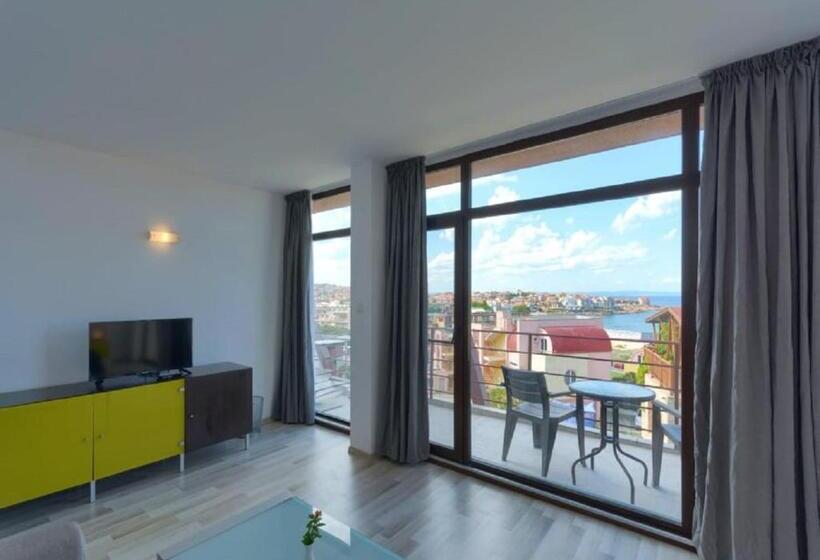 Fotos del hotel Odyssey Family:  22