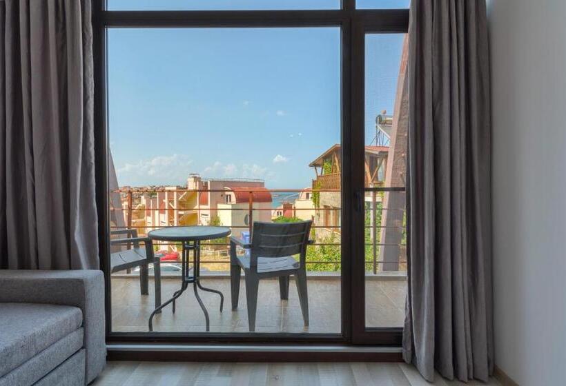 Fotos del hotel Odyssey Family:  25