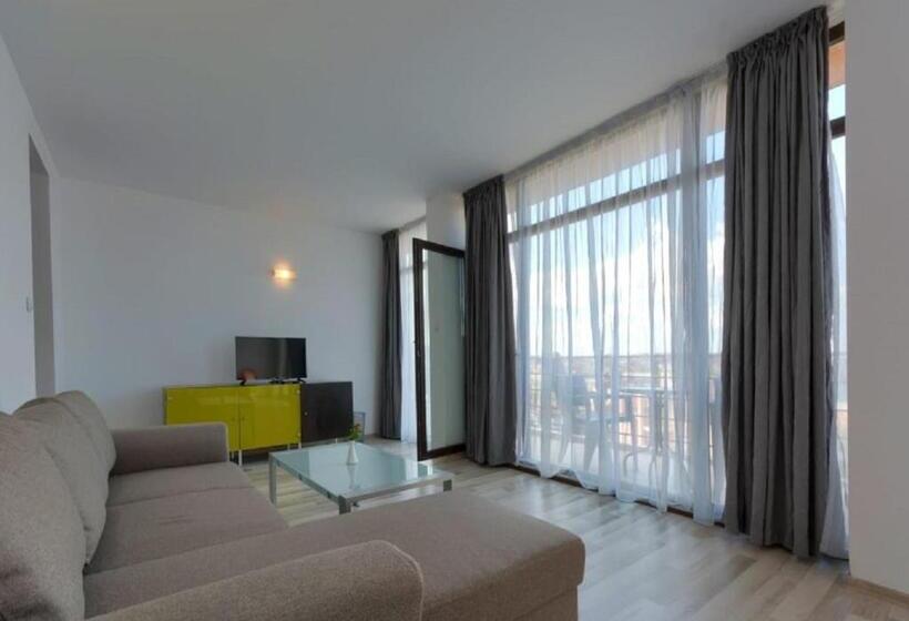 Fotos del hotel Odyssey Family:  15