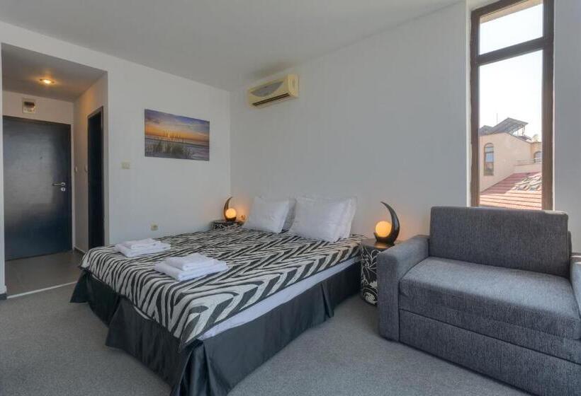 Fotos del hotel Odyssey Family:  12