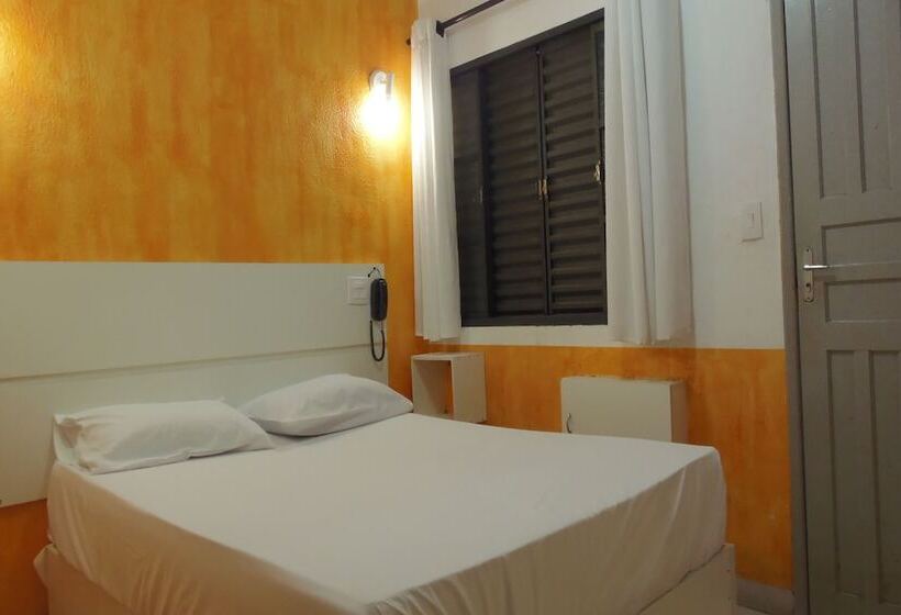 Fotos del hotel Itapevi:  16