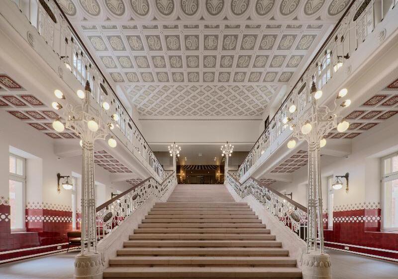 Fotos del hotel Kozmo  Suites & Spa  The Leading S Of The World:  2