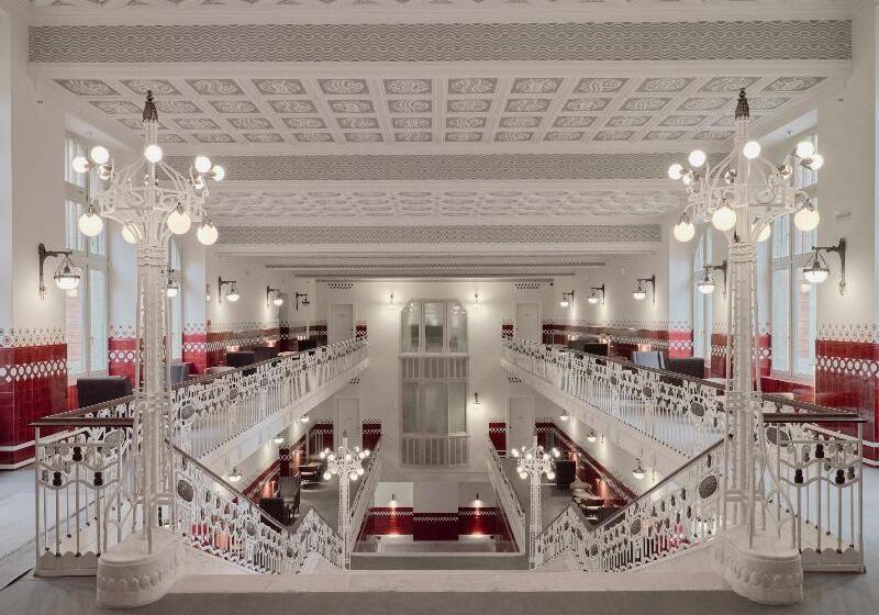 Fotos del hotel Kozmo  Suites & Spa  The Leading S Of The World:  3