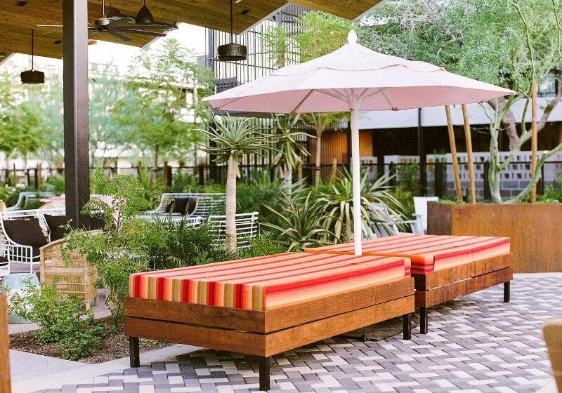 Fotos del hotel Rise Uptown:  10