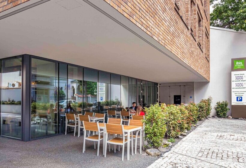 Fotos del hotel Ibis Styles Bucharest City Center:  4