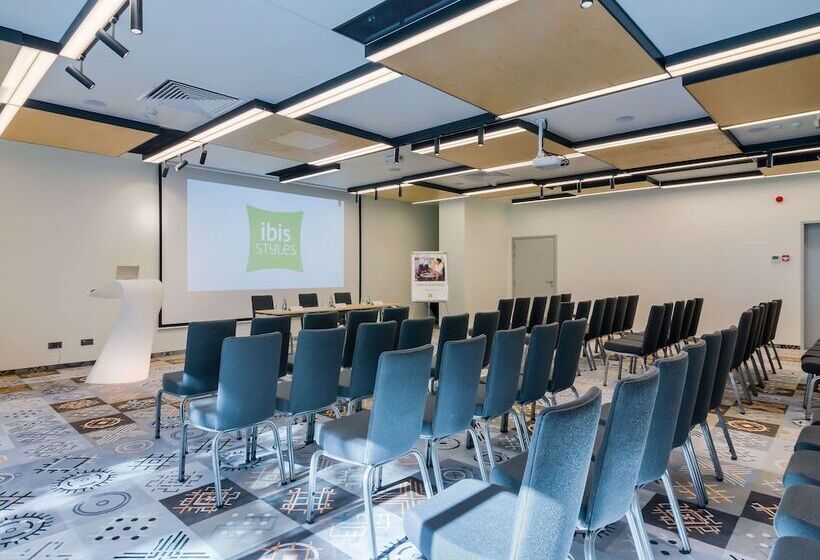 Fotos del hotel Ibis Styles Bucharest City Center:  14
