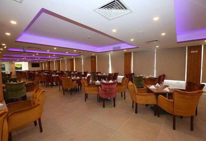 Fotos del hotel Name Samawer By Wynndham Amman:  3