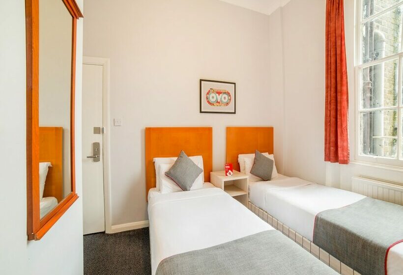 Fotos del hotel Oyo Studios @ 28:  11