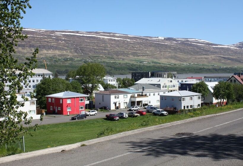 Fotos del hotel Brekkugata 33 Guesthouse:  2