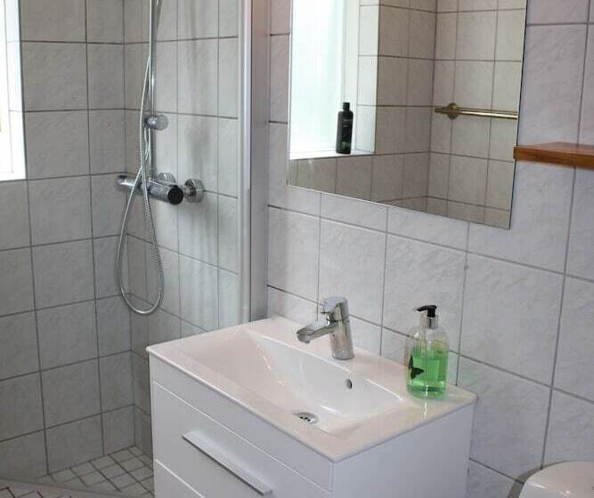 Fotos del hotel Brekkugata 33 Guesthouse:  12