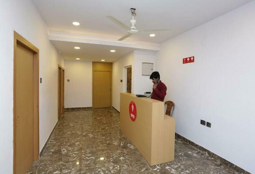 Fotos del hotel Oyo 11965 Krishna Guest House:  2