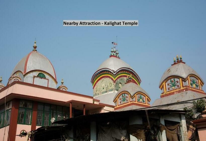 Fotos del hotel Oyo 11965 Krishna Guest House:  4