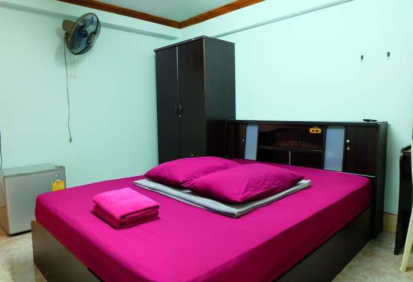 Fotos del hotel Chotiphan Apartment:  10