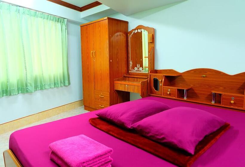 Fotos del hotel Chotiphan Apartment:  14