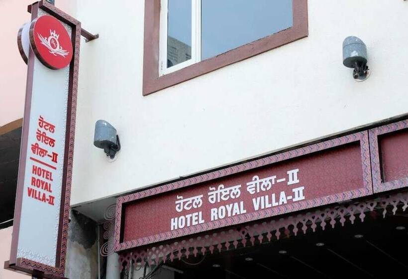 Fotos del hotel Royal Villa Ii By Shrigo S:  17