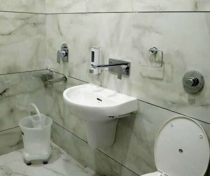 Fotos del hotel Royal Villa Ii By Shrigo S:  11